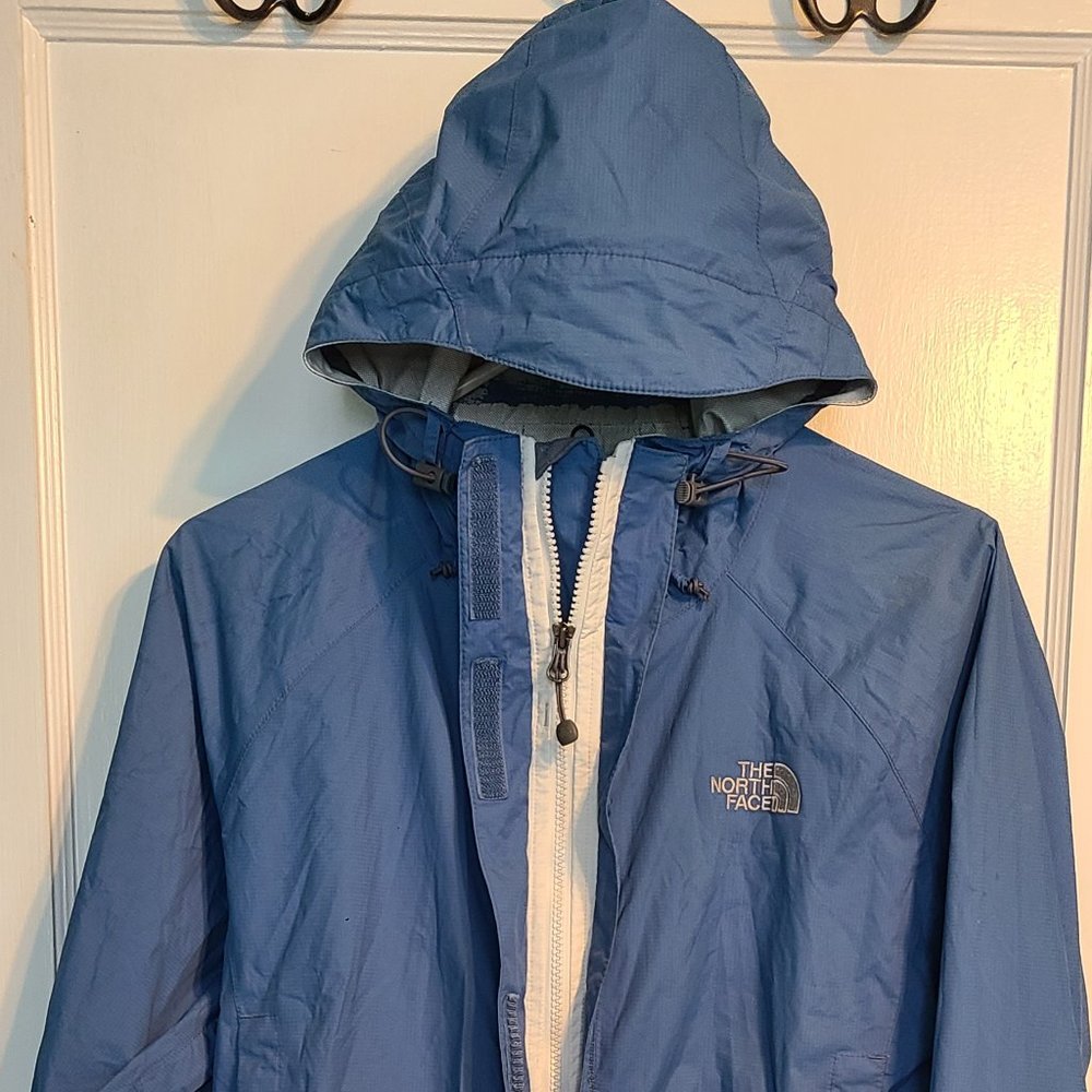 The North Face Women's Venture Rain Jacket